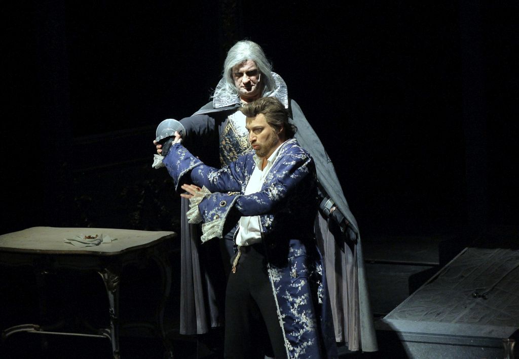 Revival Dona Giovanniho se během léta znovu vrací do Stavovského divadla ve slavné Kašlíkově inscenaci