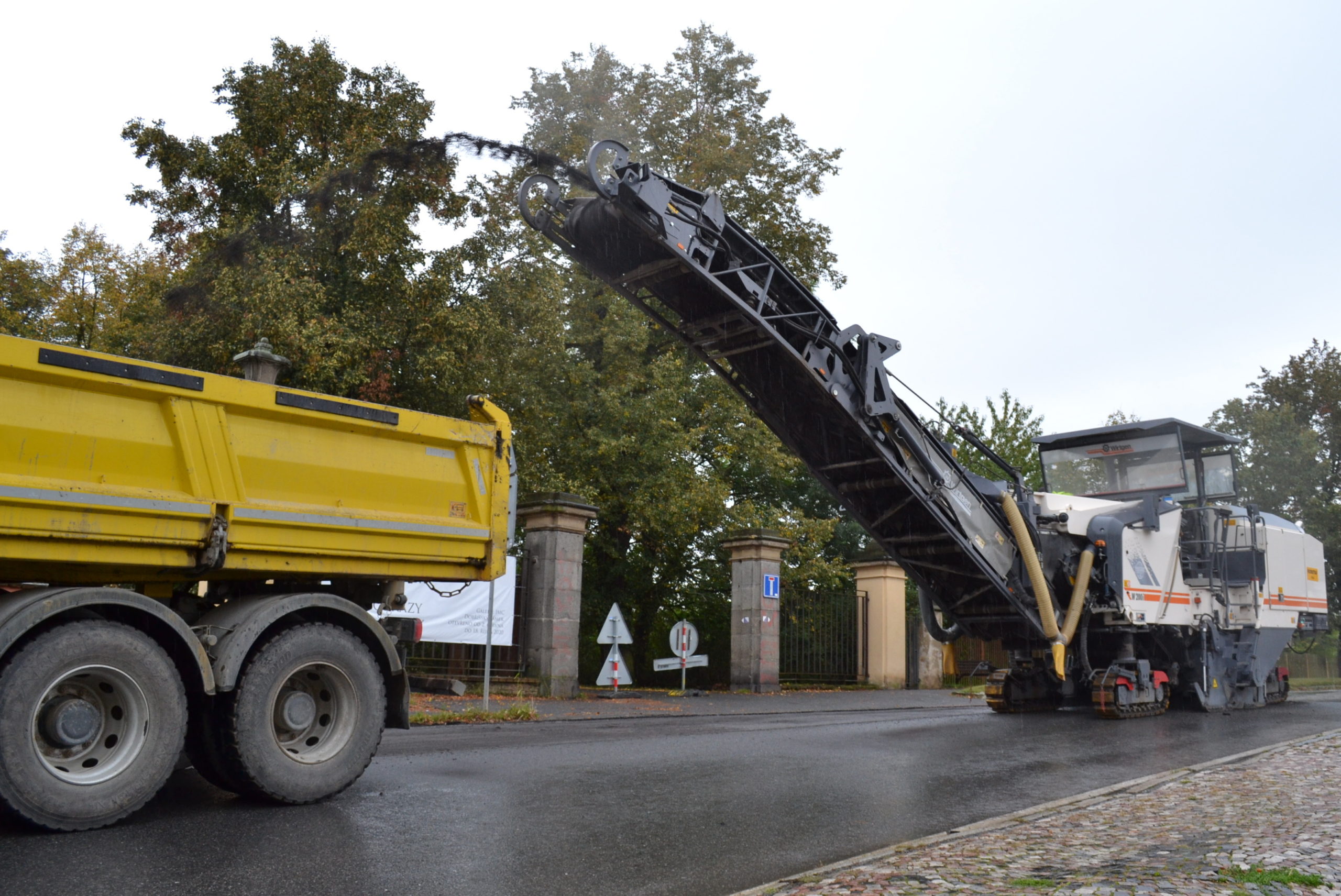 V Dobříši byla zahájena rekonstrukce hlavního dopravního průtahu města