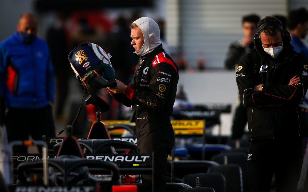 Mistrem Eurocupu F-Renault 2020 je Victor Martins. Kam ale poletí příští sezonu Petr Ptáček?