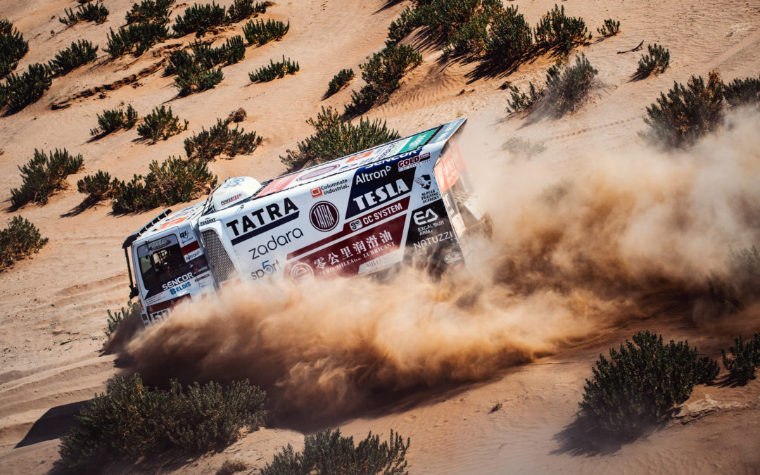 Jezdci Buggyry „letěli“ 300 km s plynem na podlaze