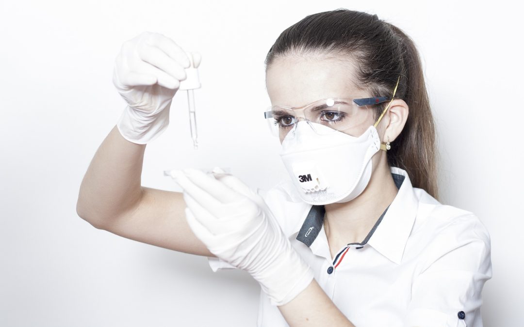 Nové mutace se šíří rychleji. Výběr kvalitního respirátoru je pro skutečnou ochranu zdraví zásadní