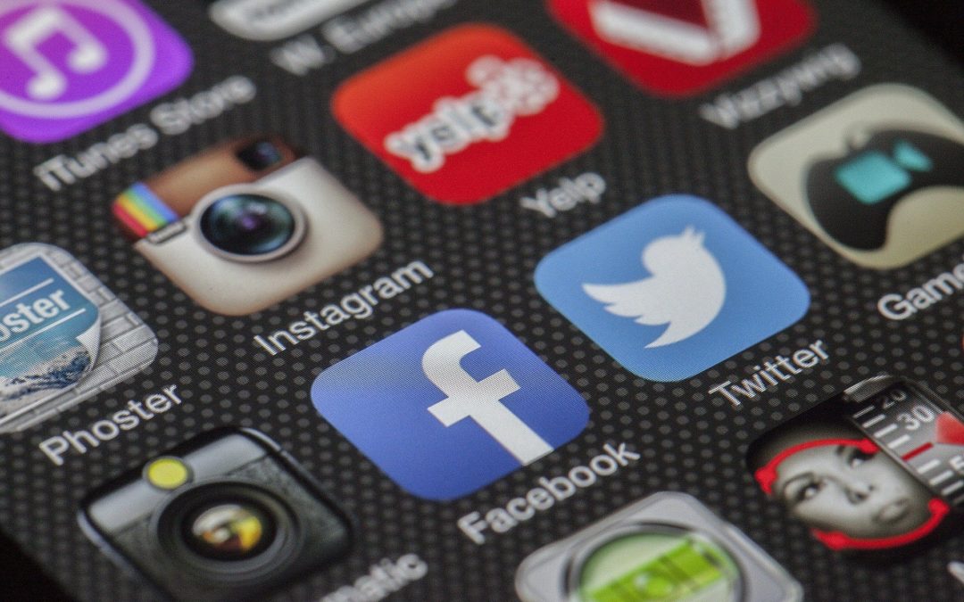 Instagram nestačí! Pět důvodů, proč mít web a nespoléhat se jen na sociální sítě