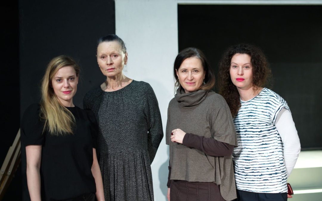 Máma říkala, že bych neměla: divadelní hit pro matky i dcery ve Vršovickém divadle MANA