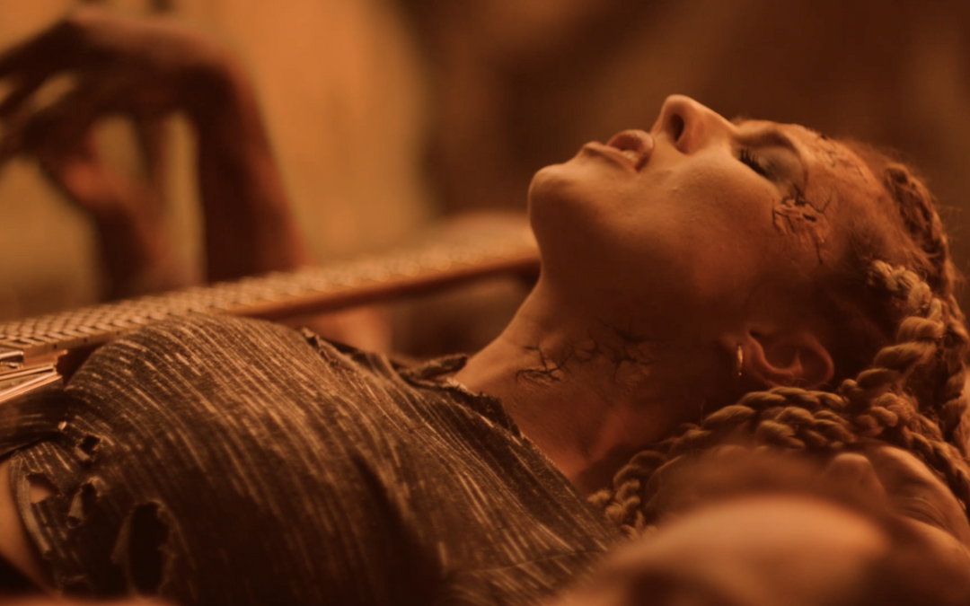 Proroctví nebo shoda náhod? Electric Lady přichází s finální písní rockového projektu