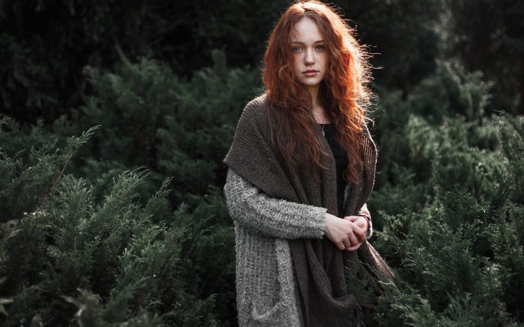 3 vlasové milníky v životě ženy. Jak na nadměrné vypadávání v těhotenství, po porodu a v klimakteriu?