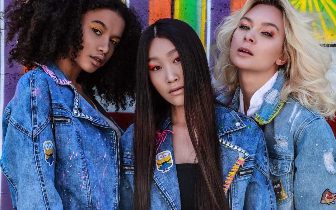 Barbora Mottlová přichází s vlastním merchem „Free to Be Me“