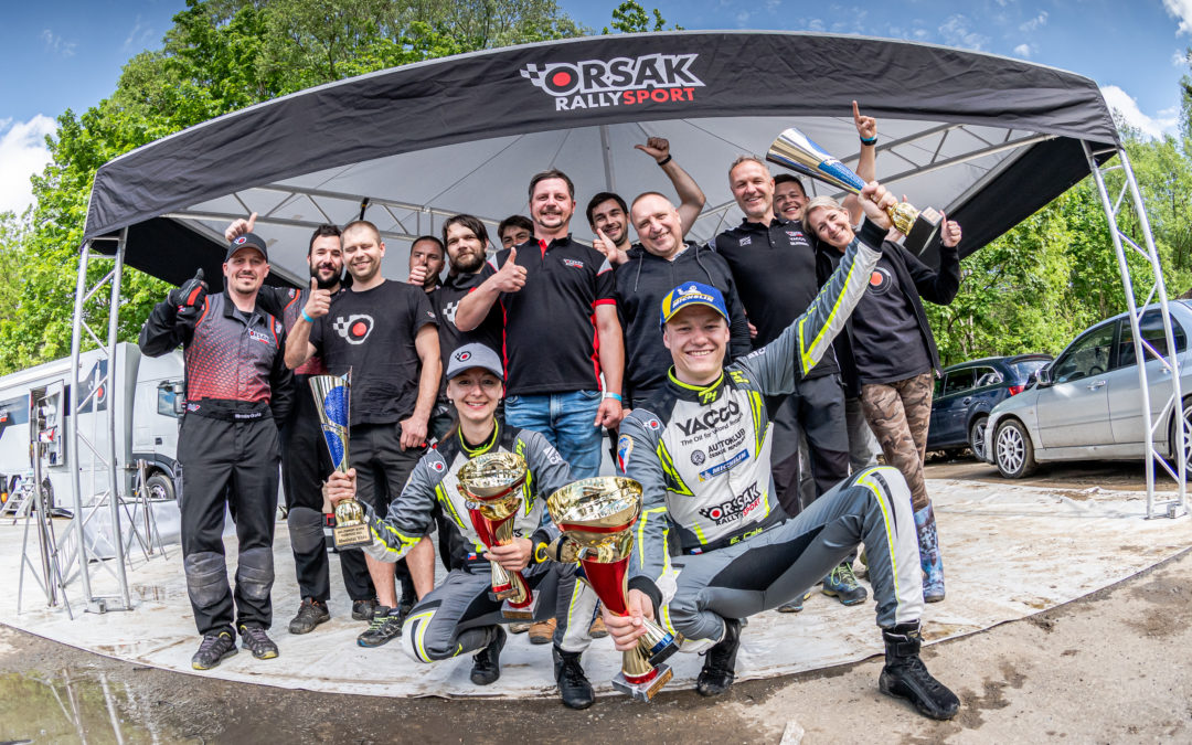 Caise nezastavil ani defekt a ovládl Rallysprint Kopná. Bral první triumf na domácím podniku