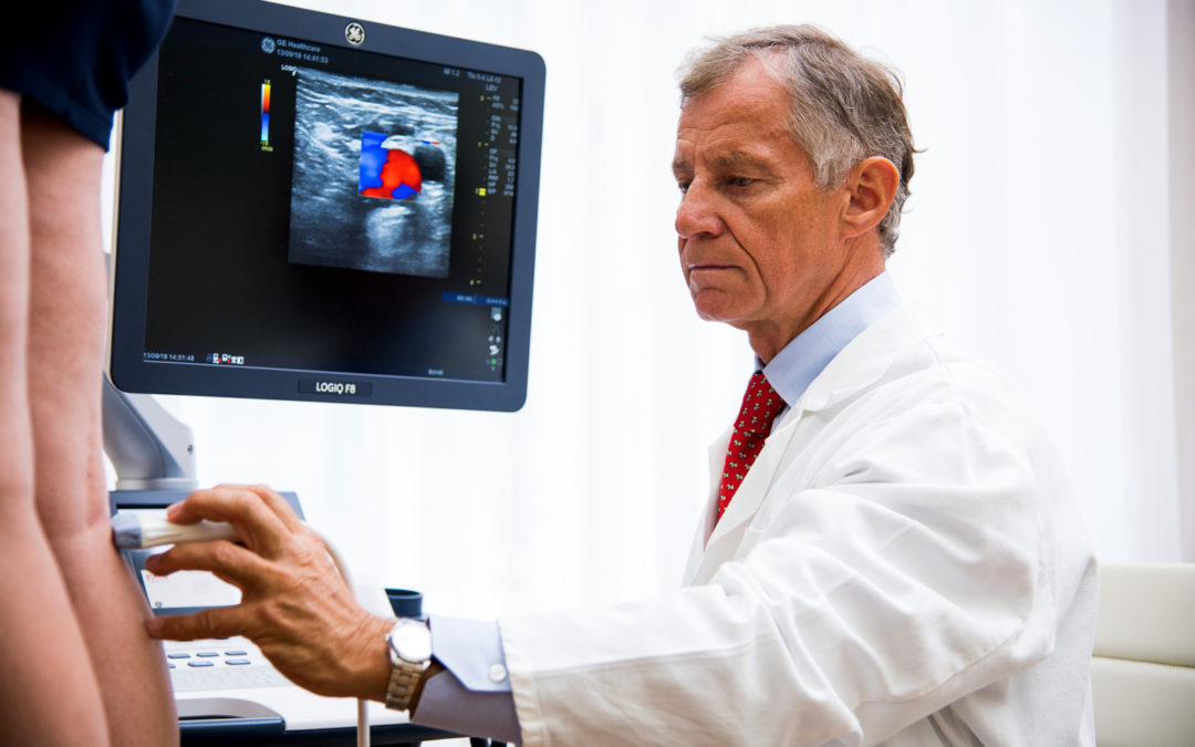 Dovolená bez studu – zatočte s nevzhlednými „křečáky“ ještě před létem