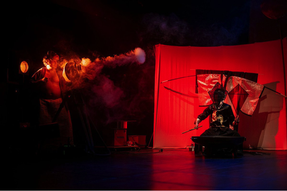 Divadlo Archa uvede inscenaci Vzduch divadelního spolku Tabula Rasa
