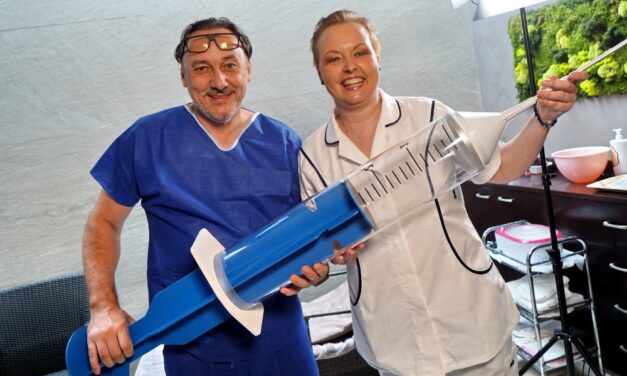 Marian Vojtko splnil přání rodičům. Je z něj doktor