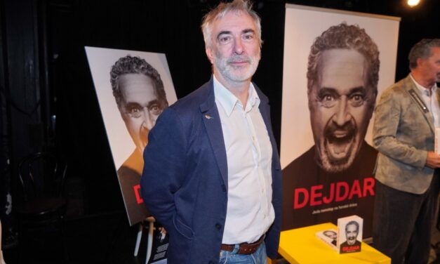 Martin Dejdar křtil knihu. Mám námořnické jméno, přiznal