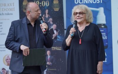 Anděl mezi zdravotníky 2026: Ředitel soutěže odtajnil 12 finalistů