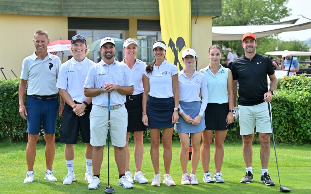 Český golf oslavil svůj svátek na Karlštejně: Nabídl exhibici hvězd, nové šampiony i oslavu mládeže